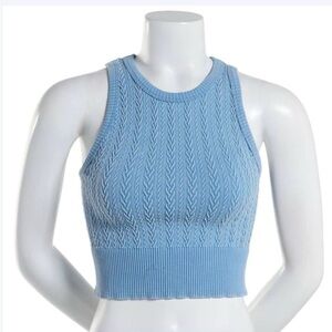 Beautiful urban rebel textured, cropped sweater tank!